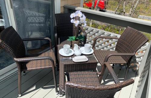 Edgartown Apartment | Beach Edgartown Center Restaurants Bar Bike Path