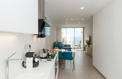 Playa del Aguila Cottage | Beachfront Apartment Playa del Aguila by VillaGranCanaria