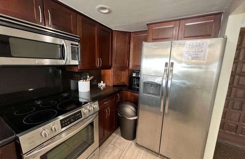 Galveston Condo | Beach Escape 2 bedroom/2 bath with amazing views!