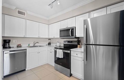 Whitney Beach Condo | Beach Escape – Silver Sands Gulf Resort #246, Private Patio & Pool by RVA
