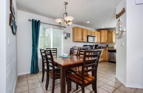 Lincoln City House | Beach escape with patio, private hot tub, & game room - steps to beach