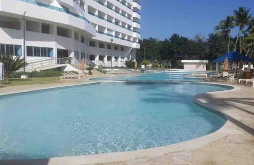Juan Dolio - El Pueblo Apartment | Beach front apt., pool, Wifi 300mbps, Bar & gym