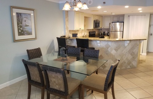 Orange Beach Condo | Beach Front 2/2 Condo - Orange Beach - Indoor+Outdoor Pools