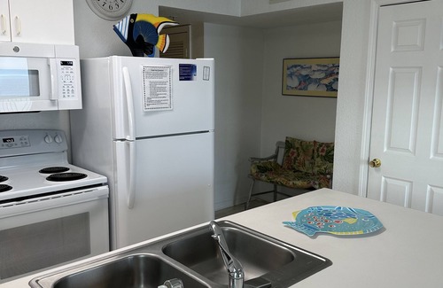Gulf Shores Condo | Beach Front, 2 BR, Secluded Beach/State Pier, Discount Offered