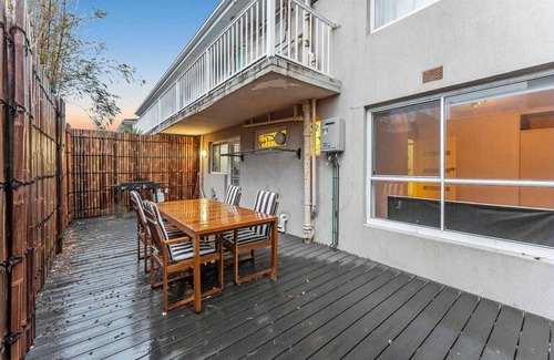 Aspendale Apartment | Beach Front Apartment