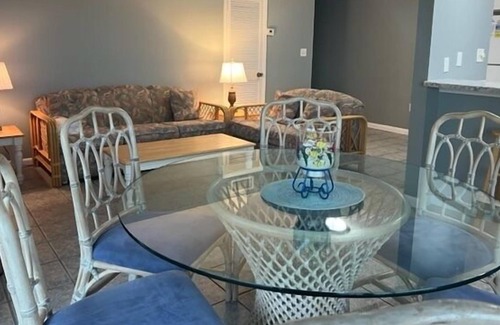 Gulf Shores Condo | Beach Front, Clean, Gulf View, Budget Friendly!