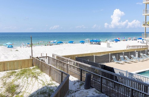 Gulf Shores Condo | Beach Front, Clean, Gulf View, Budget Friendly!