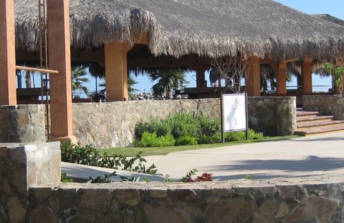 San Jose del Cabo Condo | BEACH FRONT CONDO PLAYA COSTA AZUL
