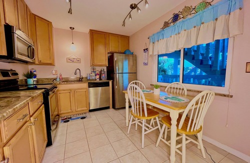 New Smyrna Beach Condo | Beach front condo with gorgeous views of the large pool and the Atlantic waves.