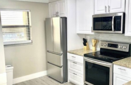 Hutchinson Island South Apartment | Beach Front Condo with Breathtaking Views