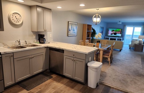 South Nags Head Condo | Beach Front Cozy Condo