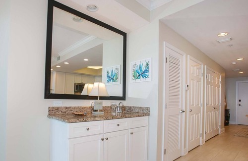 Gulf Shores Condo | Beach front-Great views-Good rates for November---Book Today For Best Dates