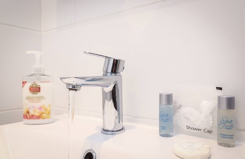 Eastbourne Bed & Breakfast | Beach Front Guest House