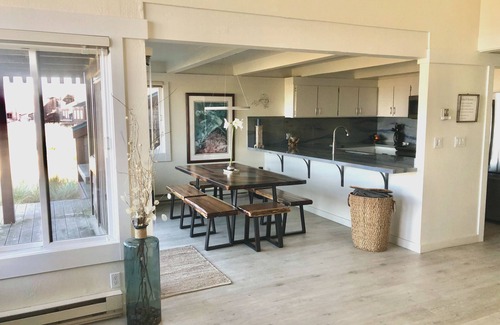 Castroville House | BEACH FRONT HOME in Paradise! 2 min walk down your private path to ocean waves!