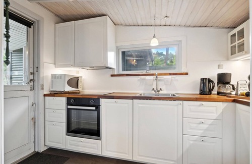Sømarken House | Beach front home in Aakirkeby with WiFi