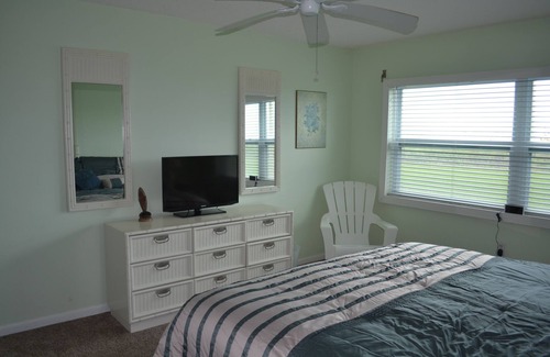Cocoa Beach Condo | Beach Front, Luxury 3/2 Condo