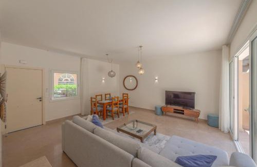 El Gouna Apartment | Beach Front Paradise - 3 master beds - Abu Tig Marina - El Gouna