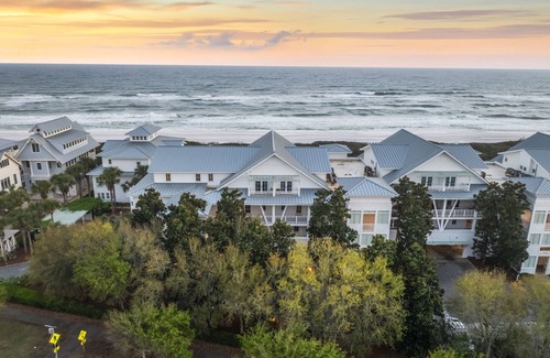 Seaside Condo | Beach Front + Pool Front Watercolor Condo | Beach Views of 30A