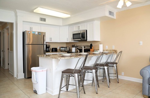Gulf Shores Condo | Beach Front Seacrest 405 | Labor Day 15% Off! | Remodeled Kitchen | Free Wifi | Hot Tub