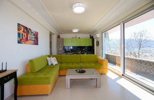 Vlore Apartment | Beach Front Terrace