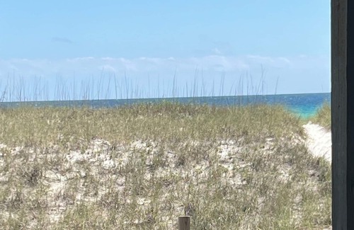 Navarre Beach House | BEACH FRONT