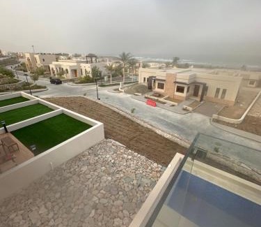 As Sifah Apartment | Beach Front Views
