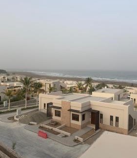 As Sifah Apartment | Beach Front Views
