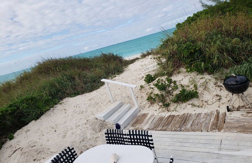 Treasure Cay Villa | Beach Front Villa
