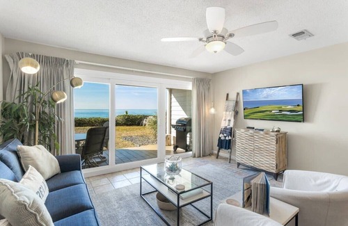 Seacrest House | Beach Front w/ Gorgeous Gulf Views! Minutes to Rosemary! - Sol and Sea at Seacre