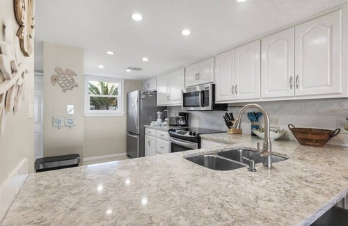 Seacrest House | Beach Front w/ Gorgeous Gulf Views! Minutes to Rosemary! - Sol and Sea at Seacre
