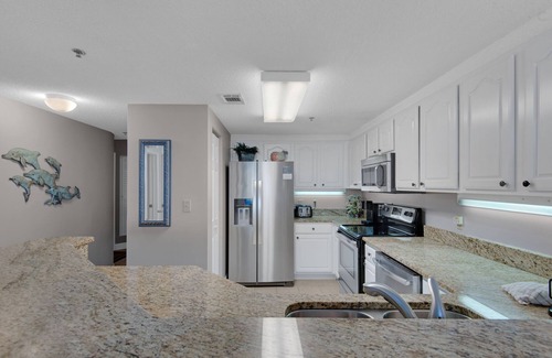 Destin Condo | BEACH FRONT W/PRIVATE BALCONY! ELEGANT UNIT THAT SLEEPS 8!