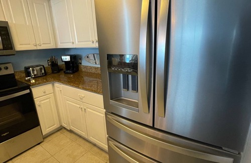 Long Beach Condo | BEACH FRONT W/HUGE BALCONY! FREE WI-FI, 5 POOLS MAJESTIC BEACH, T-1 FLOOR 13
