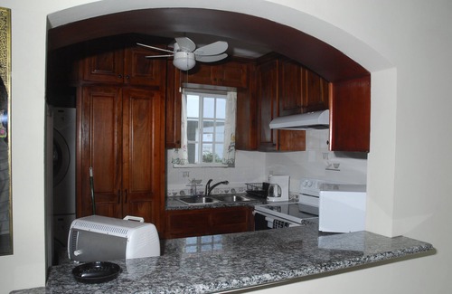 Orange Bay House | Beach Front, Well-appointed, Townhouse (family-friendly)