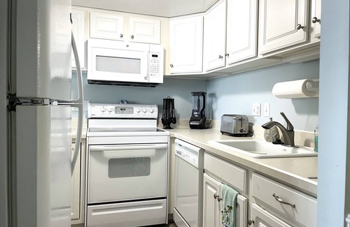North Ocean City Condo | Beach Front with Amazing Views from Oceanside & Bayside