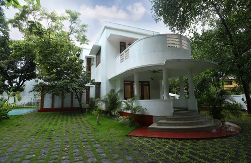 Fort Kochi Villa | Beach Gate Bungalows CGH Earth