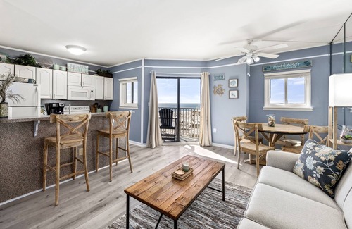 Fort Morgan Condo | Beach Getaway- Ocean Views, Pools & Steps to Sand!