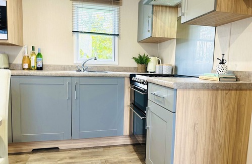 Cayton Bay House | Beach Grove, Cayton Bay