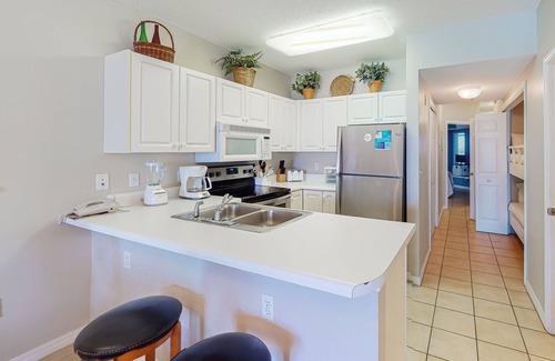 Gulf Shores Condo | Beach & Gulf-Front 3rd-Floor Condo w/Private Balcony, Shared Pool, Sauna, Gym