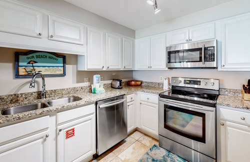 Miramar Beach Condo | Beach & Gulf-front Condo with beach Views, outdoor Pool, Gym, Tennis