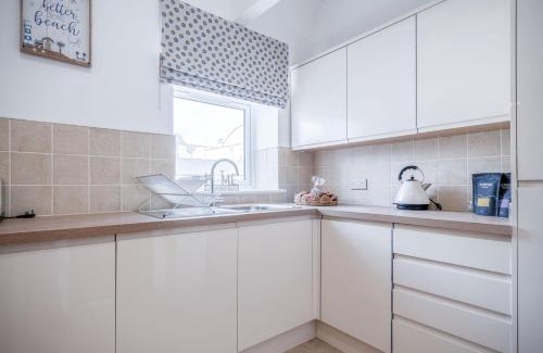 Milford Haven Apartment | Beach Haven Hideout - 2 Bedroom - Milford Haven