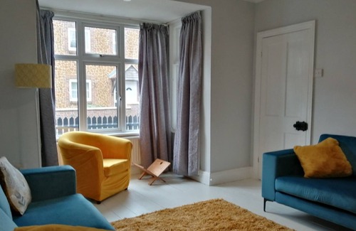 Heacham House | Beach Haven is a peaceful bungalow in the coastal village of Heacham