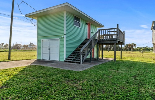 Pirates Beach House | Beach Haven- Overlook the gulf!