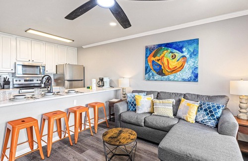 Galveston Condo | Beach Hideaway, Ocean views, King bed, Dogs OK