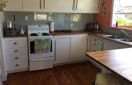 Beach Haven House | Beach holiday near Auckland CBD