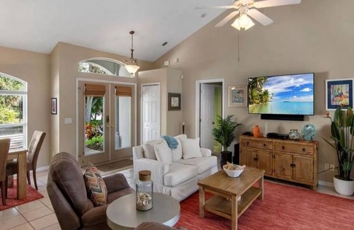 Summerplace House | Beach Home that is Pet-Friendly and Pool Equipped