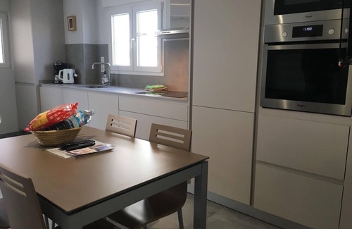 El Moncayo House | Beach House 'Guardamar Playa' with Sea View, Terrace, Balcony & Wi-Fi