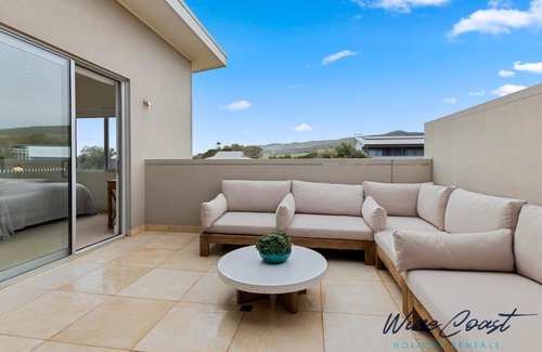 Sellicks Beach House | Beach House at Sellicks Beach by Wine Coast Holiday Rentals