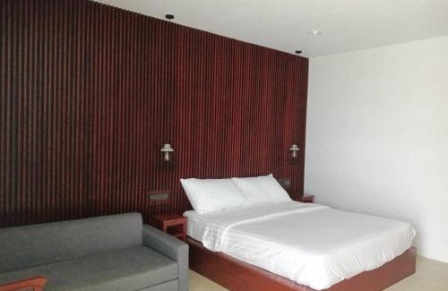 Sa Khu House | Beach house by Rose massage