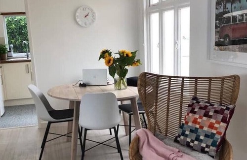 Gwithian House | Beach house by the dunes in Gwithian, Cornwall