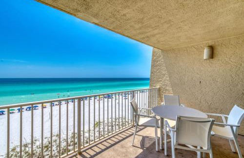 Miramar Beach Apartment | Beach House Condominiums D404 - Beachfront with Pool, WiFi, & Beach Service